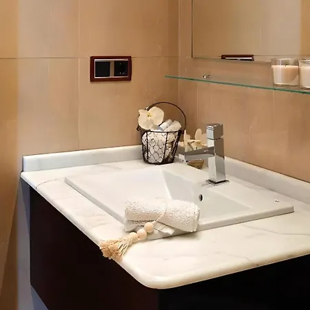 ホテル Hotel Eibar 3*